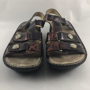 Alegria’s Animal print Kleo Sandal